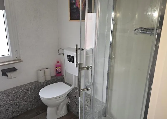 Mit Eigenem Bad In Heidelberg